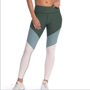 NWT Outdoor Voices 7/8 Springs Leggings